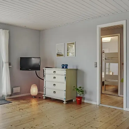 Elpida - 100m From The Sea By Interhome