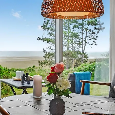 Elpida - 100m From The Sea By Interhome